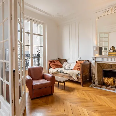 Appartamento Luxurious Traditional French Style Near Eiffel Tower Parigi